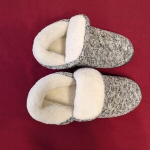 Cozy Gray Women's Slippers
